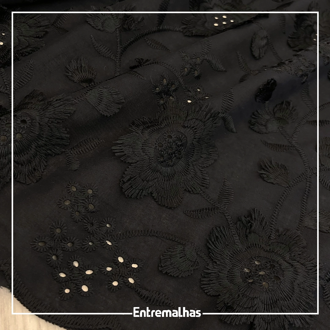Tecido Cotton Embrodery 3D - Preto