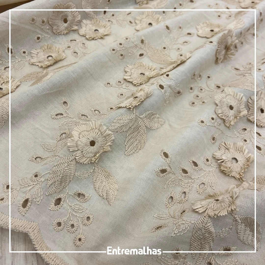 Tecido Cotton Embrodery 3D - Bege