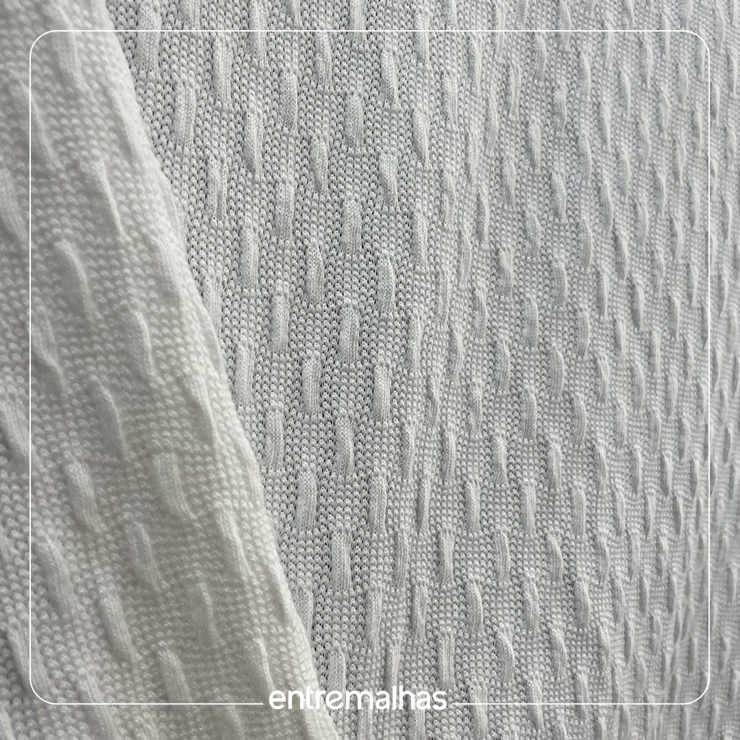 Malha Tricot Tracejado 3D - Branco